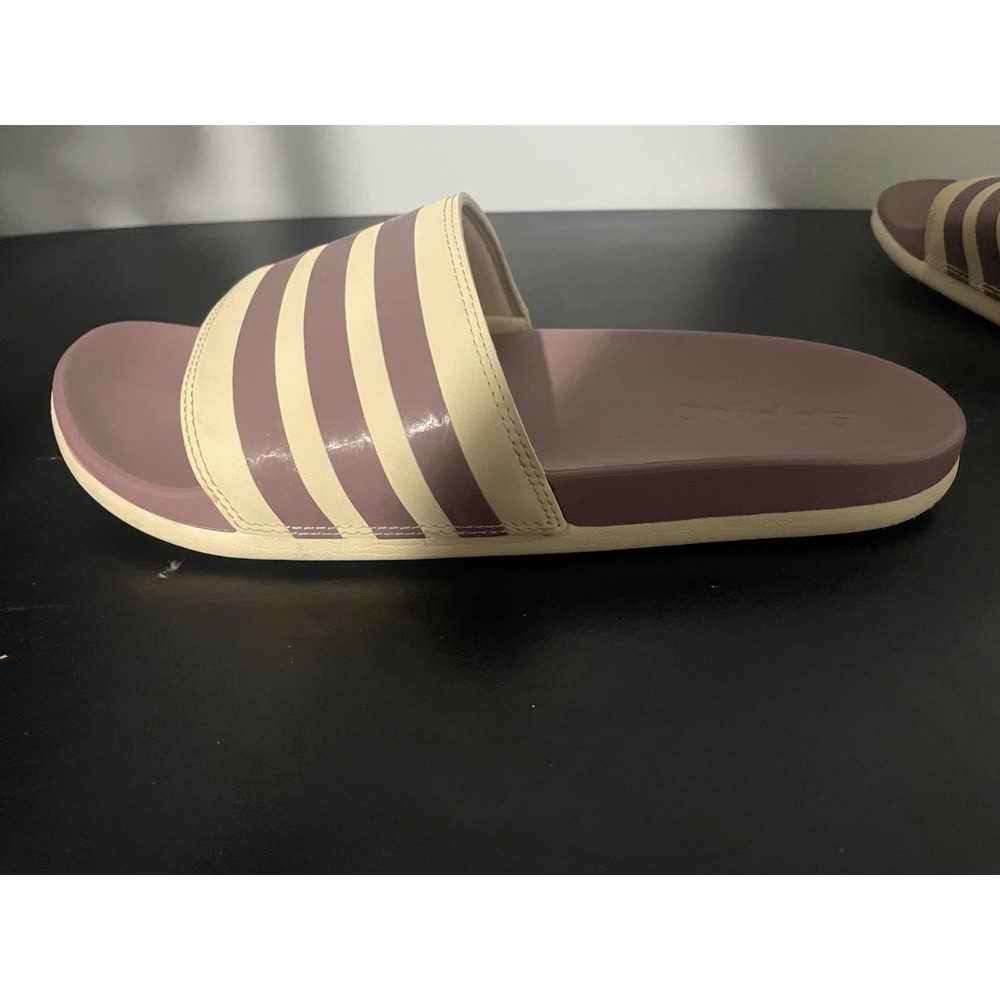 Adidas Women's Cushioning Adilette Comfort Slides Sandals Purple Size 8 - Picture 2 of 8